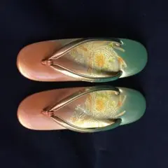 和装小物-薄緑色 花柄草履とクラッチバッグのセット