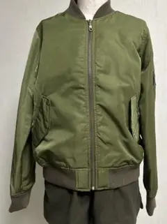 ページボーイ PAGEBOY アウター　ブルゾン　MA-1 カーキ