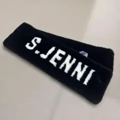 S.JENNI 블랙 자수 로고 스카프