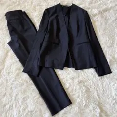 セオリーリュクス　グゼクティブ　ノーカラー パンツ スーツ