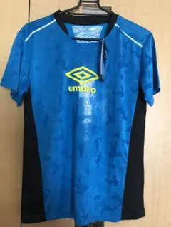 umbro アンブロ Tシャツ 新品未使用品 160 青　サッカー　フットサル