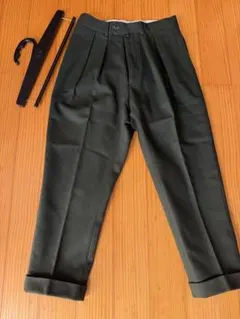 neat スラックス