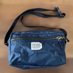FREDRIK PACKERS ショルダーバッグ ネイビー