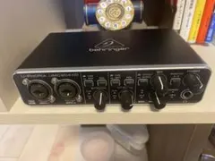 オーディオインターフェイスUMC204HD ヘッドホン付きのサムネイル