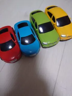 カラフルミニカー4台セット