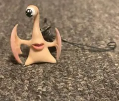 寄生獣　ミギー　フィギュア　ストラップ
