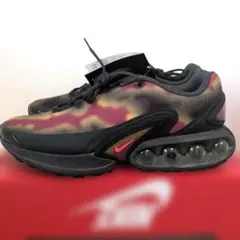 28.5 新品　NIKE エアマックスDN NRG