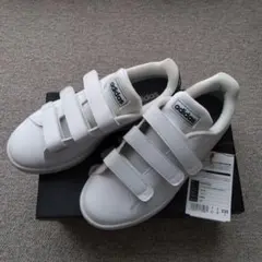 adidasアディダススニーカー　アドバンコートベースベルクロU　23.5cm