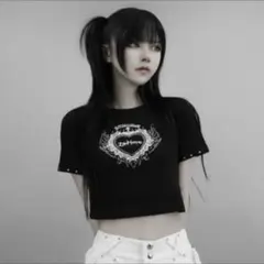 Elle Terese着用 ハートプリント Tシャツ ブラック エルテレサ - メルカリ