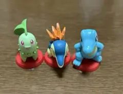 ポケモン　チョコエッグ　フィギュア　ジョウト　ワニノコ　ヒノアラシ　チコリータ