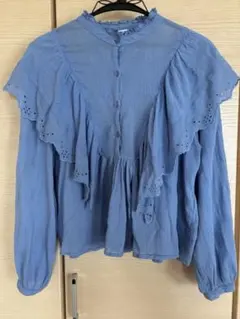 ZARA フリル付きライトブルーシャツ XS