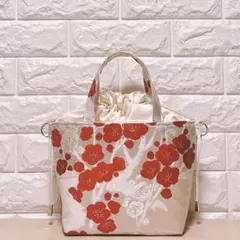 帯リメイク　銀色地　紅白梅刺繍　あおりポケット　巾着トート　2WAY