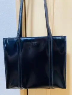 プラダレザートートバック⭐️超美品⭐️