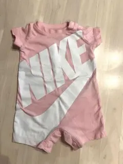 Nike ピンク ロゴロンパース