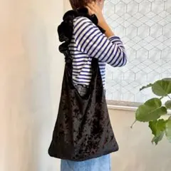 GU ベロアトートバッグのサムネイル