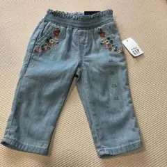 デニムパンツ 50 花柄刺繍　babygap