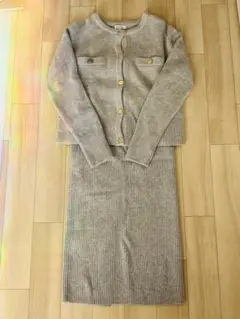 プラステ　ニット　セットアップ