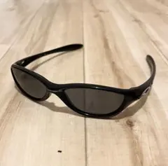 激レア！1990's OLD OAKLEY “FIVES 1.0” サングラス - メルカリ