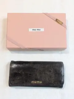 miu miu 長財布 ダークグレー×ネイビー レザーのサムネイル