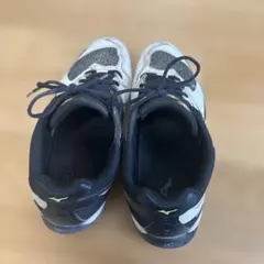 メンズ　Mizuno スポーツシューズ ホワイト/ブラック　25.5㎝