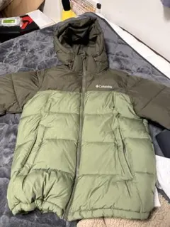 Columbia フード付きダウンジャケット　M