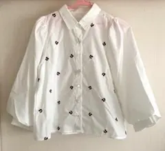 パフスリーブ ブラウス