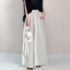 ワイドパンツ　ハイウエスト　美シルエット　ゆったり　キレイめ　美脚　上品