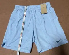 新品タグ付 定価6380円 Nike ライトブルー ショートパンツ