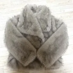ベージュ フェイクファー コート アウター Ｍサイズ