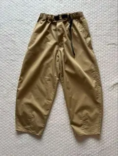 ベージュ ワイドパンツ Mサイズ