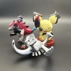 【非売品】映画公開記念品 ポケモンフィギュア　異質のコラボ