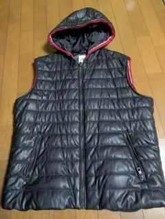 ZARA フード付きキルティングベスト 黒