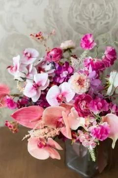 豪華 造花 アレンジメント 胡蝶蘭＆ピオニー(芍薬)アンティーク調花器