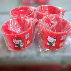 ハローキティ 　赤いマグカップ 　4個セット　レトロ
