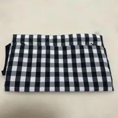 【ほぼ未使用品チェック柄ポーチ