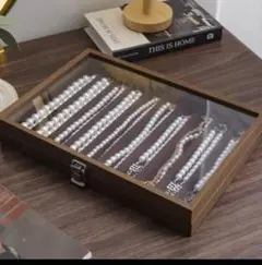 Item thumbnail for item 74c638bd-df81-450c-b757-80d9b3d713f5