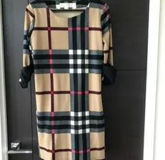 小嶋陽菜さん着用　tocco closet トッコクローゼット ワンピース