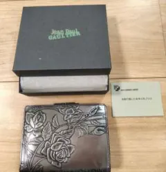 ANT10 ジャンポールゴルチェ 極美品 2つ折り財布 クロコ調 箱付き 2025年最新】JeanPaul GAULTIER 二つ折り財布の人気アイテム