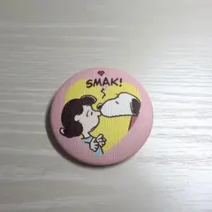 スヌーピー　缶バッジ