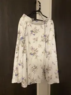 LAISSE PASSE 花柄スカート