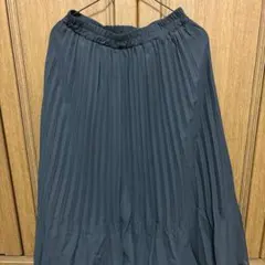 ダークグレー プリーツロングスカート