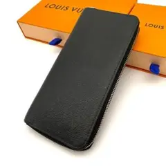 LOUIS VUITTON ジッピーウォレット ブラックのサムネイル