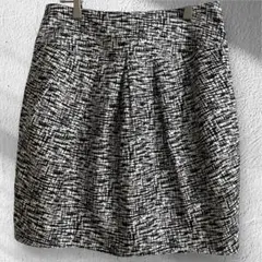 美品　バナナリパブリック　シルク　タイトスカート ショート　モノトーン 総柄 L