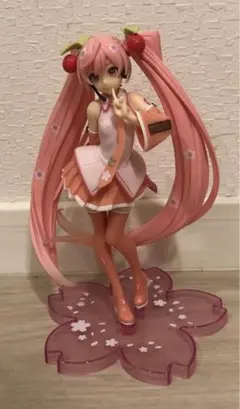 初音ミク　フィギュア　桜ミク