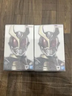 S.H.Figuarts 真骨彫　仮面ライダーアギト グランドフォーム　２個のサムネイル