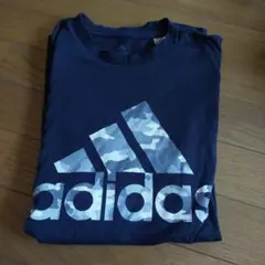 アディダスTシャツ