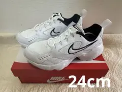 新品未使用★ NIKE AIR HEIGHTS 24cm
