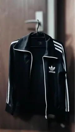 adidas ブラック ジャージ ストライプ