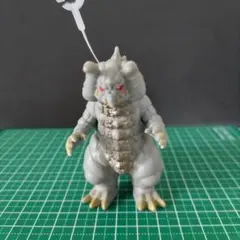 2026年最新】シルバゴンの人気アイテム - メルカリ