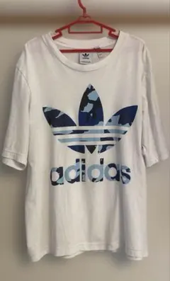 adidas トレフォイル カモフラ Tシャツ　Mのサムネイル